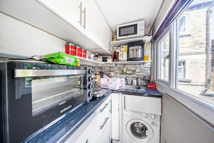 Lichfield Grove, London, N3