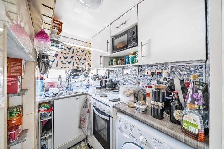 Lichfield Grove, London, N3