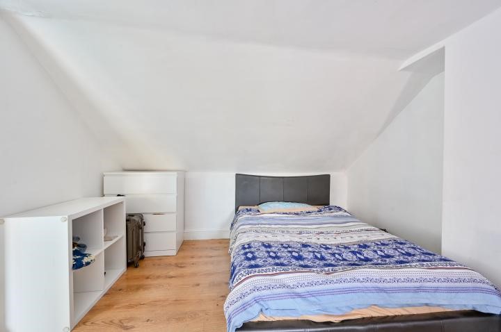 Highfield Road, London, W3