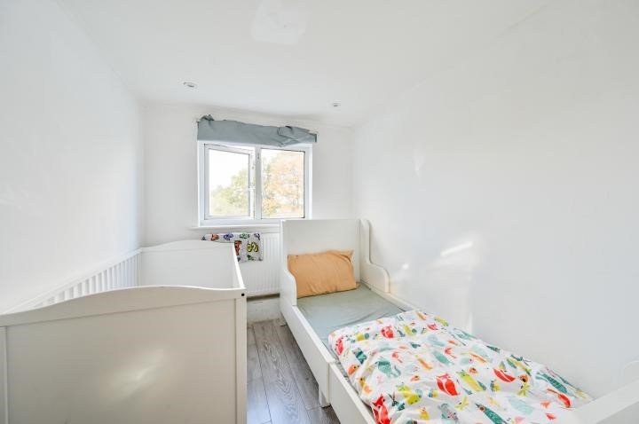 Highfield Road, London, W3