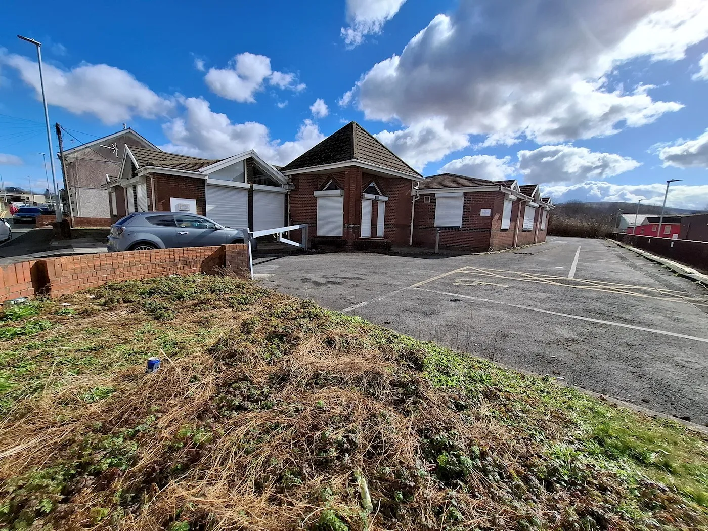 Crown Business Centre, 7 Hall Street, Ammanford, SA18 3BW