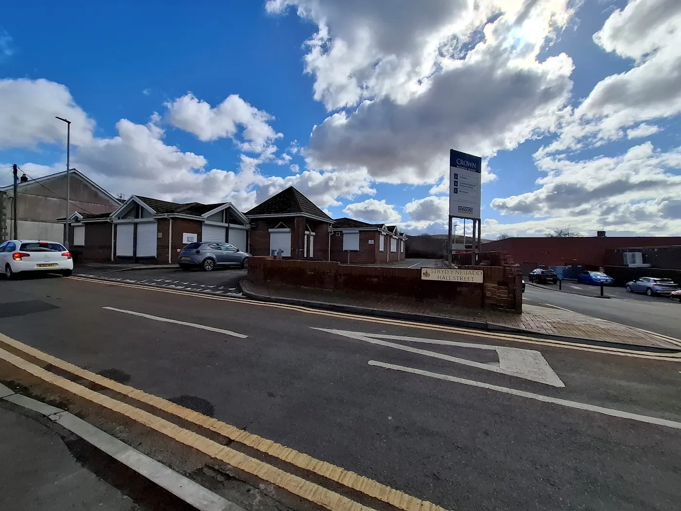 Crown Business Centre, 7 Hall Street, Ammanford, SA18 3BW