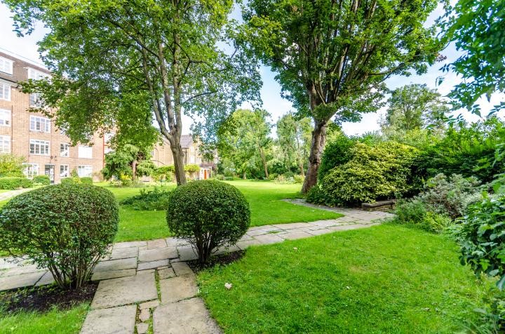 Tarranbrae, Willesden Lane, London, NW6