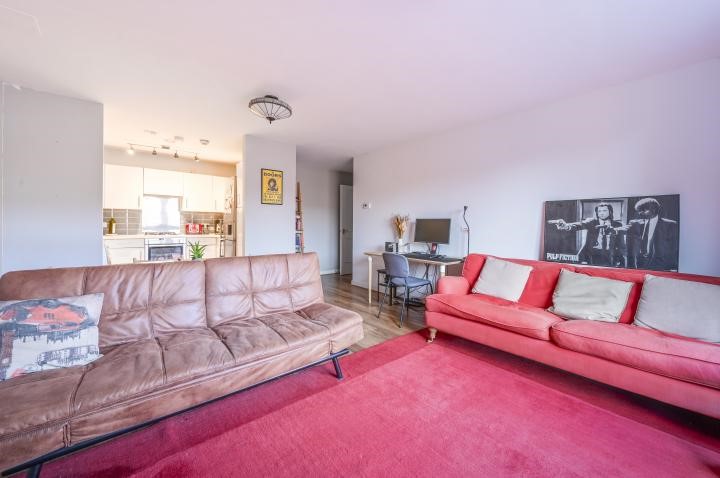 Len Bishop Court, Schoolhouse Lane, London, E1W