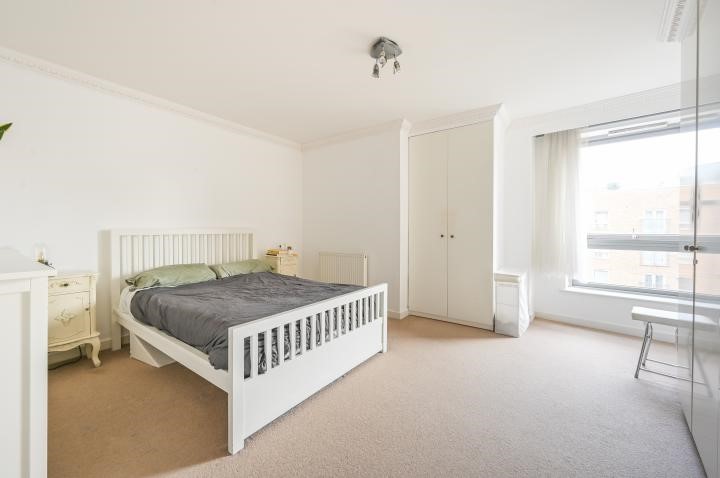 Len Bishop Court, Schoolhouse Lane, London, E1W