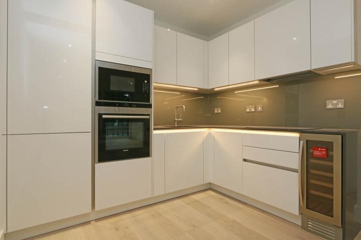 Westbourne Apartments, Central Avenue, London, SW6
