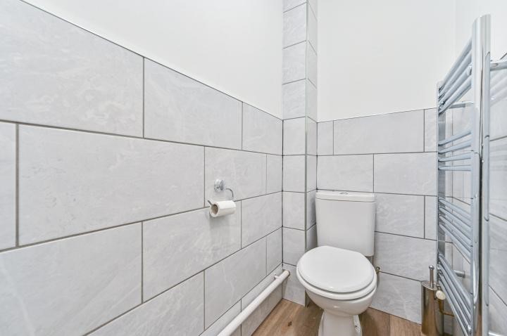 54a, Colegrove Road, London, SE15