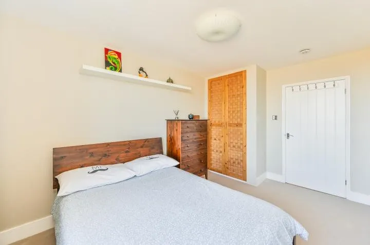 Osprey Heights, Bramlands Close, London, SW11