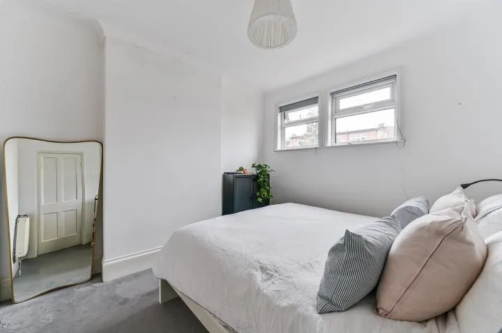 Robson Road, London, SE27