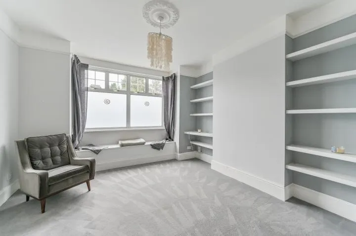 Robson Road, London, SE27