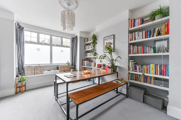 Robson Road, London, SE27