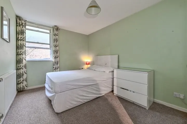 Clifton Terrace, London, N4