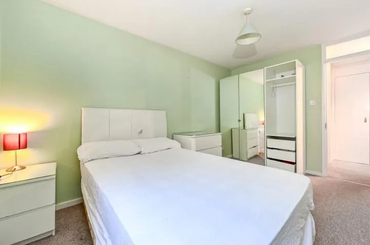 Clifton Terrace, London, N4