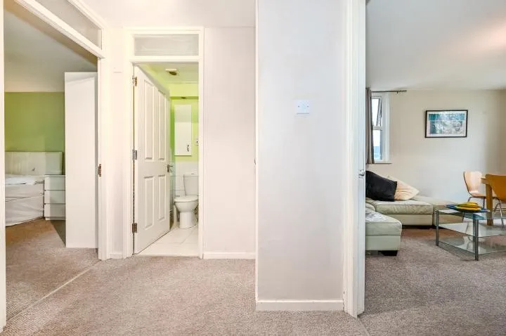 Clifton Terrace, London, N4