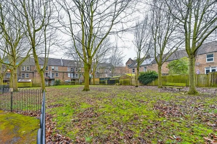 Clifton Terrace, London, N4