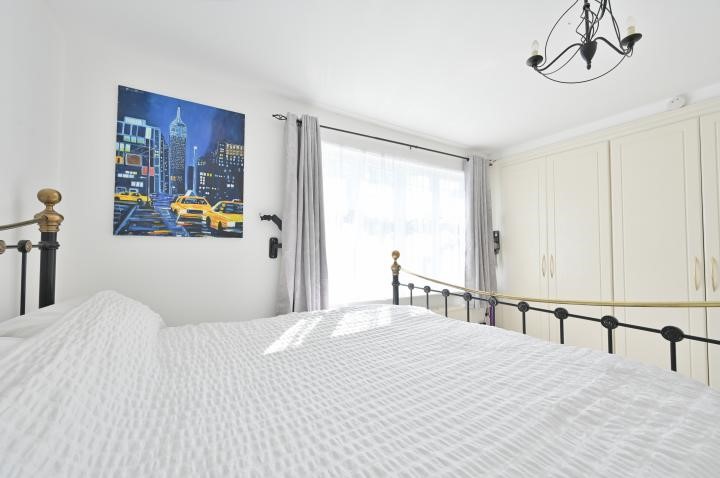 Elm Road, New Malden, Surrey, KT3