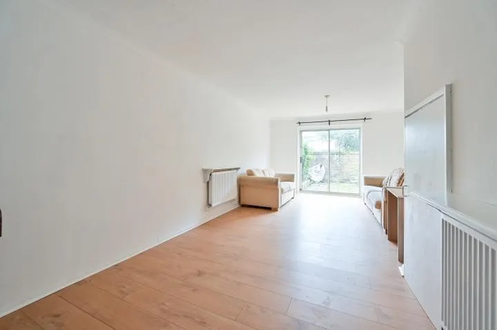 Canterbury Place, London, SE17