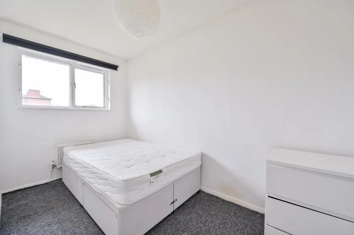 Canterbury Place, London, SE17