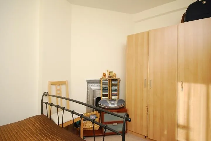 Dewsbury Court, Chiswick Road, London, W4