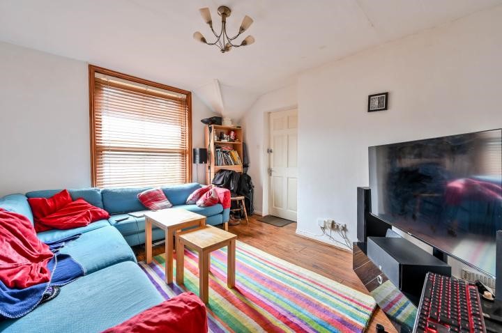 Meadowside, Charterhouse Road, Godalming, Surrey, GU7
