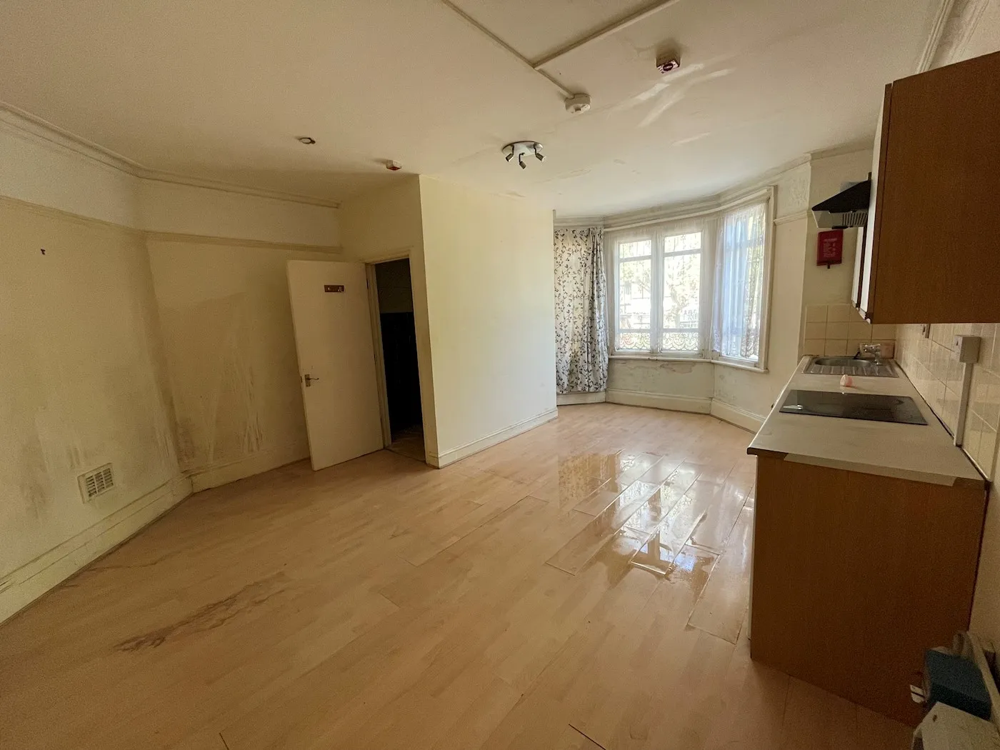 Flat 5, 27 Biscot Road, Luton, LU3 1AH