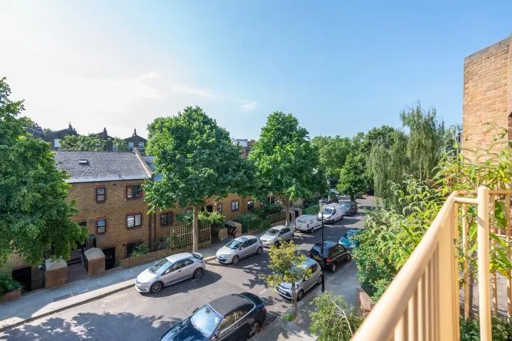 Tavistock Crescent, London, W11