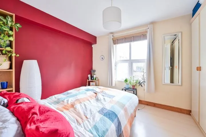 Longfellow Way, London, SE1