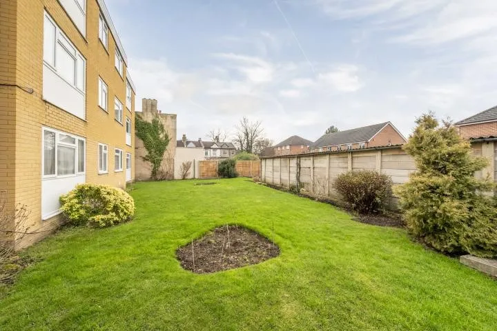 Eve Court, Graham Road, Mitcham, Surrey, CR4