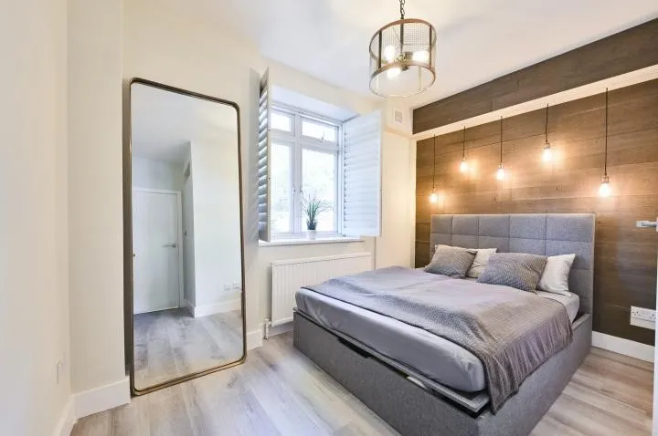 Wellesley Court, Maida Vale, London, W9