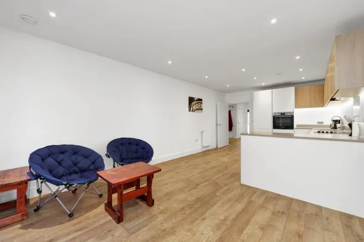 Grattan Court, Anderson Square, London, E3