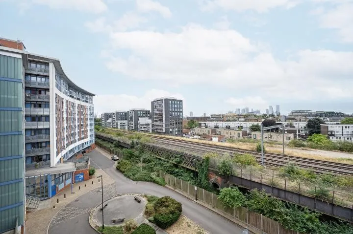 94 Roundwood Court, Meath Crescent, London, E2