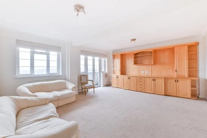 Ashford Court, Ashford Road, London, NW2