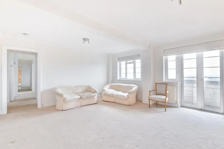 Ashford Court, Ashford Road, London, NW2