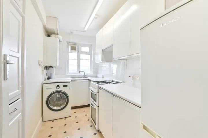 Ashford Court, Ashford Road, London, NW2