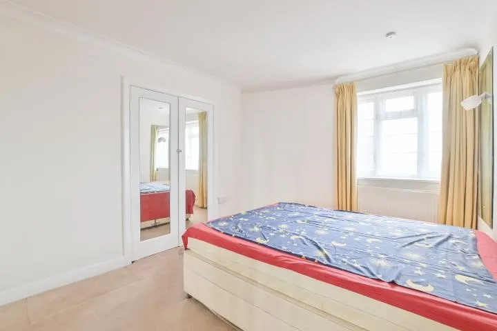 Ashford Court, Ashford Road, London, NW2