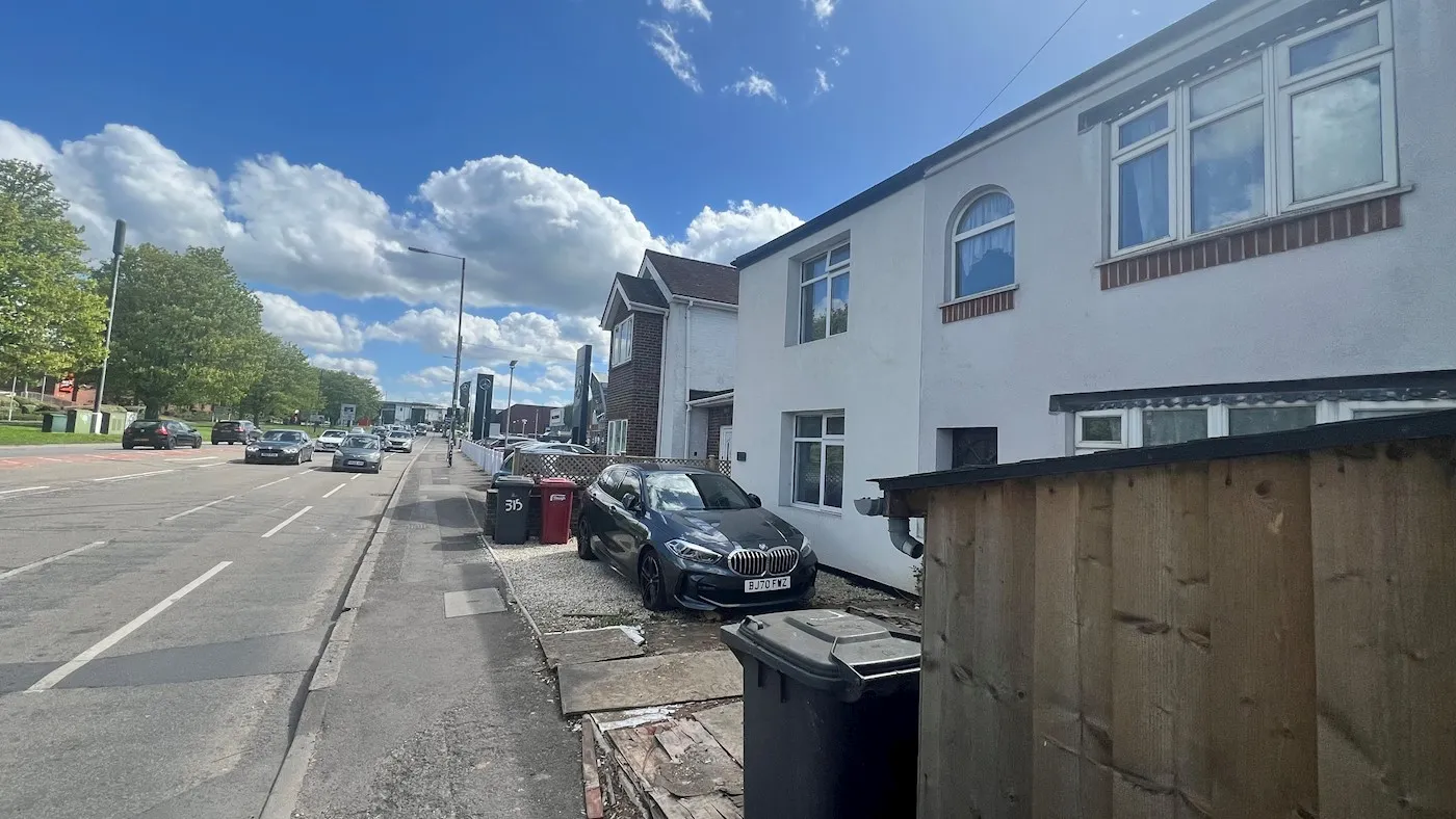 317 Bath Road, Slough, SL1 5PR