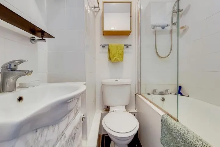 Russell Court, Woburn Place, London, WC1H
