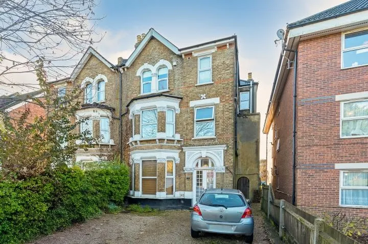 Coombe Road, Croydon, CR0