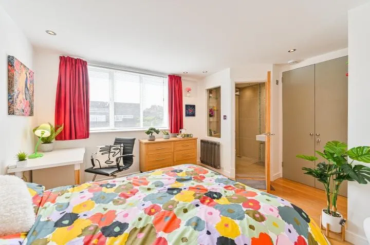 Napier Close, London, SE8