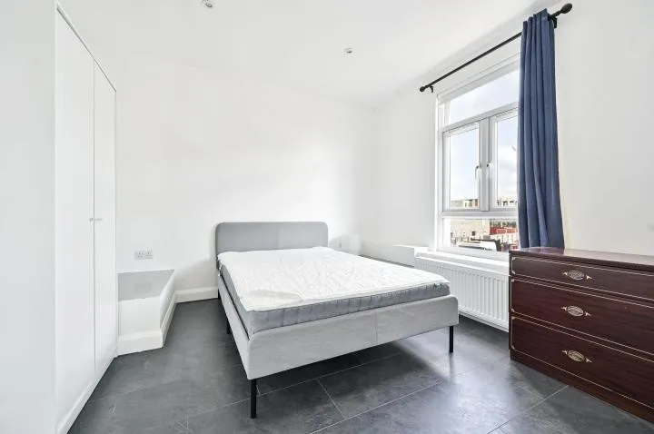 Dawes Road, London, SW6