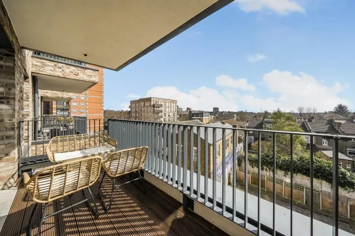 Troubridge Square, Walthamstow, Greater London, E17