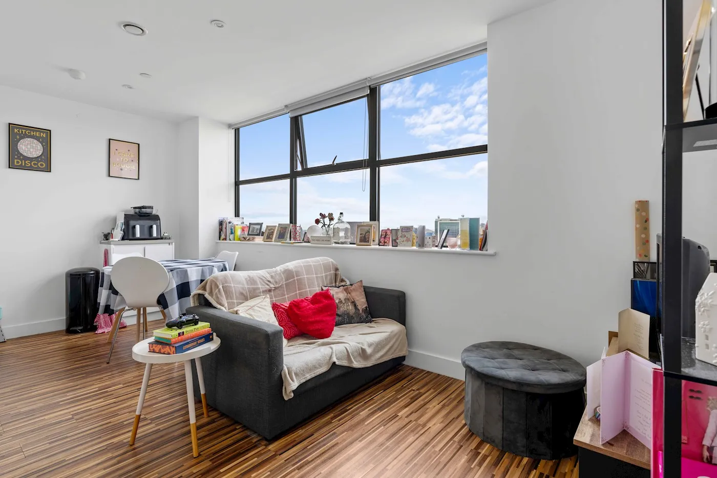 Apt. 1109, Westpoint, 501 Chester Road, Old Trafford, M16 9QX