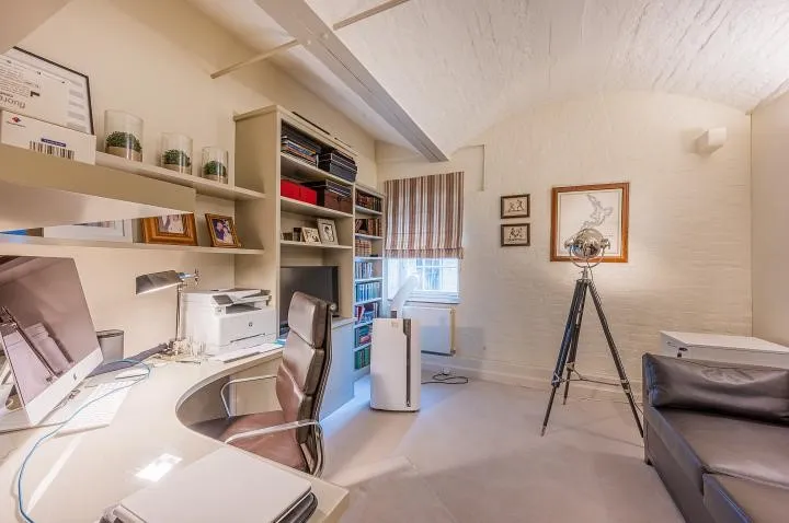 Ivory House, East Smithfield, London, E1W