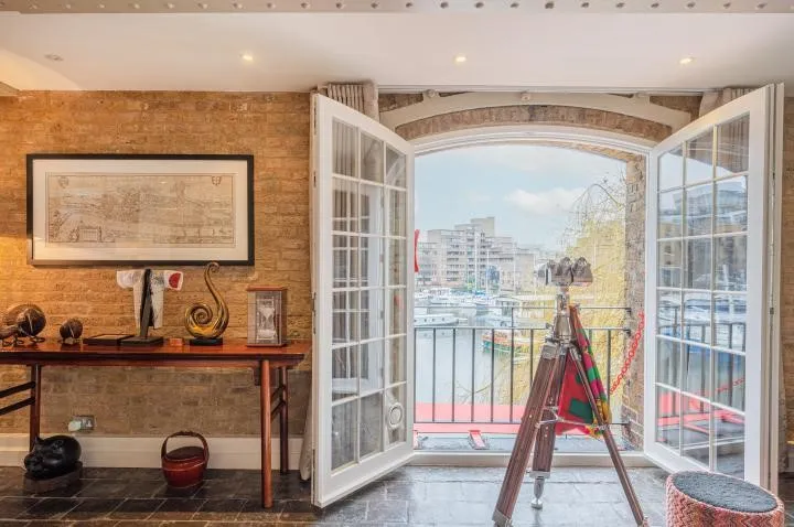 Ivory House, East Smithfield, London, E1W