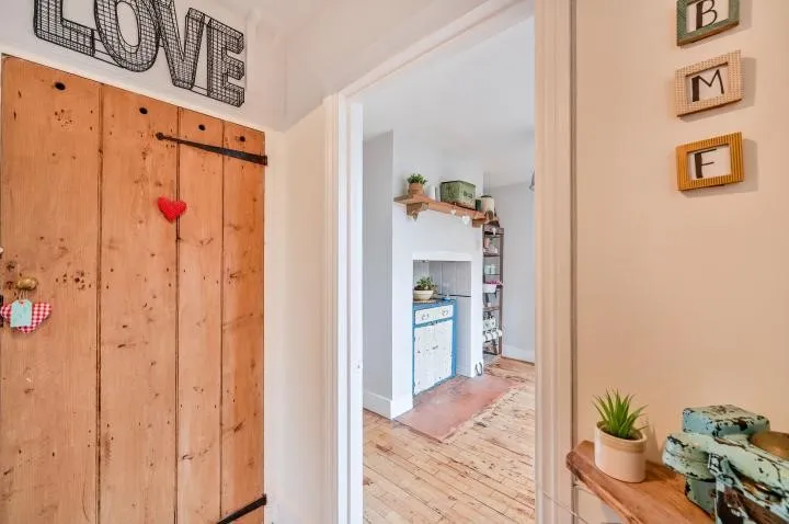 Yew Tree House, Horsham Road, Cranleigh, Surrey, GU6