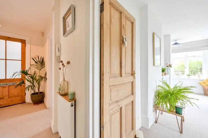 Yew Tree House, Horsham Road, Cranleigh, Surrey, GU6