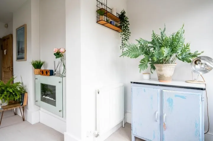 Yew Tree House, Horsham Road, Cranleigh, Surrey, GU6