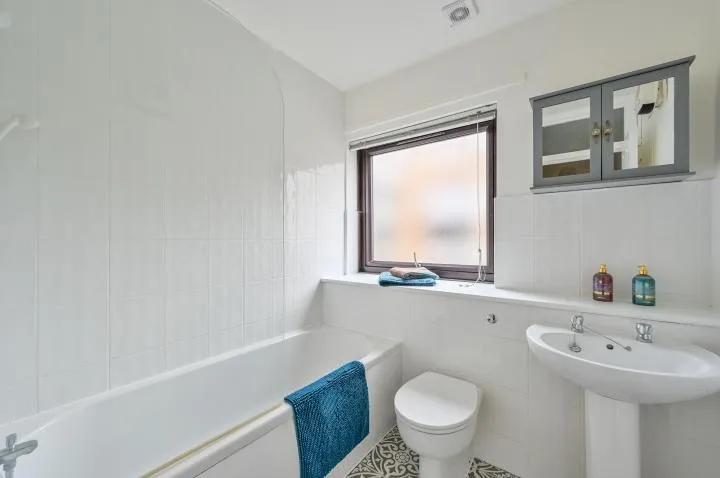 Horseferry Road, London, E14