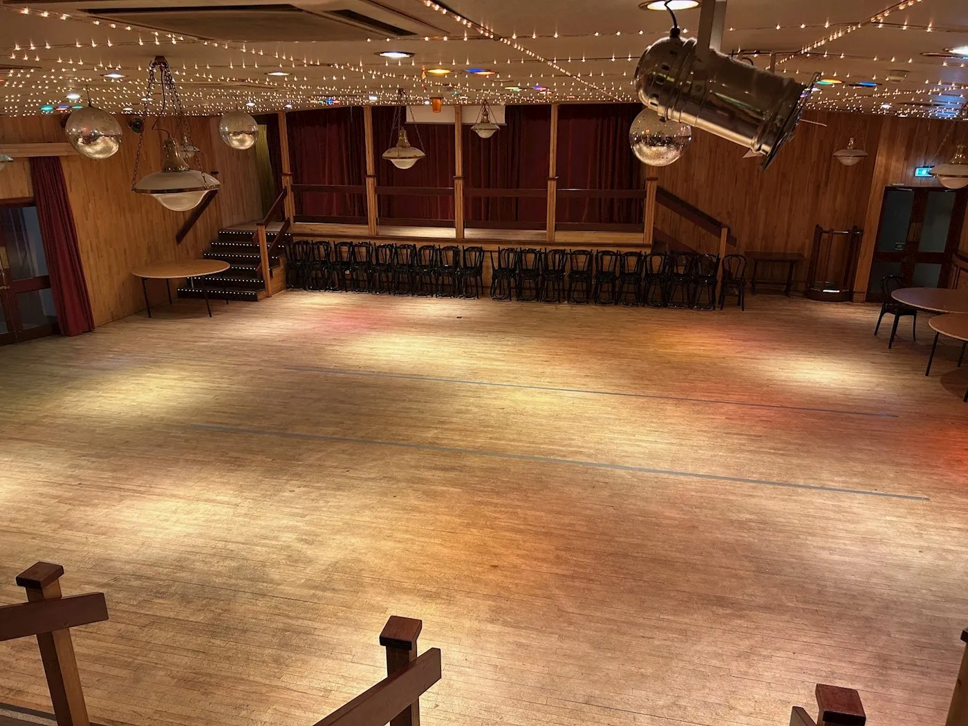 Bell & Spa Hotel, 46 Market Place, Driffield, YO25 6AN