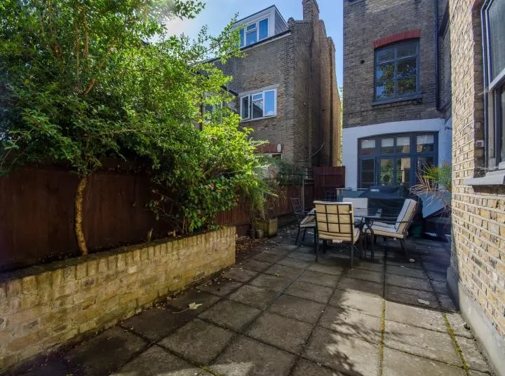 West Hill, London, SW15